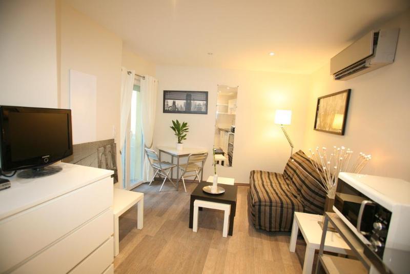 Gambetta Apartment